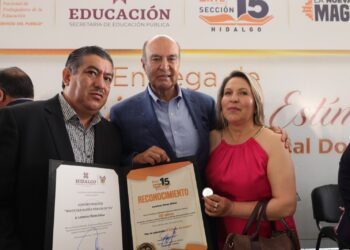 SEPH y SNTE reconocen trayectoria de mil 912 trabajadoras y trabajadores de la educación