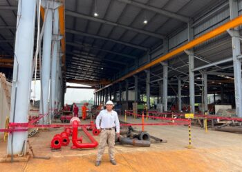 Estudiante de la UPE realiza estadía profesional en empresa del sector energético