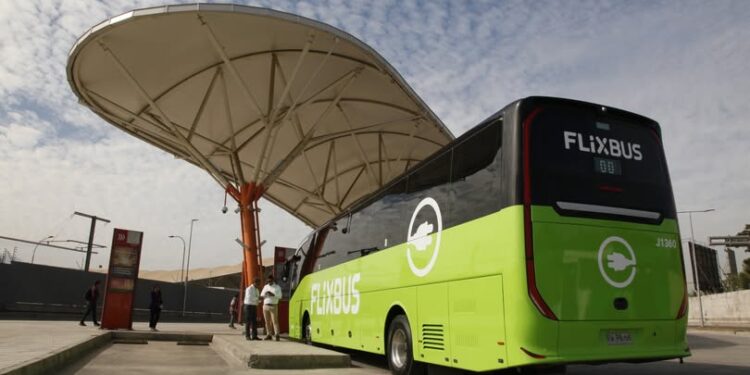 Flix presenta en México su modelo de negocio para impulsar a PyMEs de autotransporte