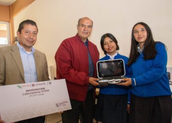 Hidalgo destaca en formación STEM con la red más grande de laboratorios del país