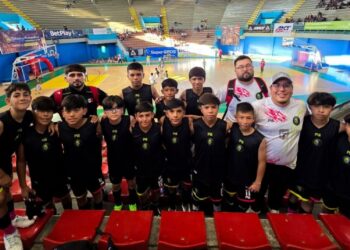 Niños futbolistas de Tijuana quedan varados en Colombia tras terremoto de 7.4