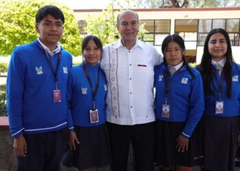 Hidalgo mejora la permanencia escolar en educación media superior