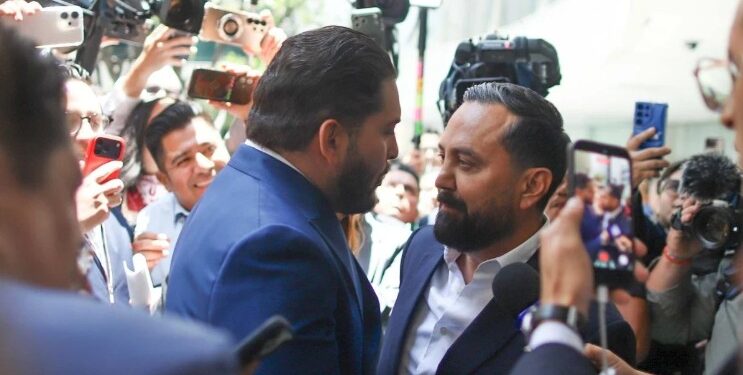 Senado: Ofensiva del PRI contra Morena desata zafarrancho entre legisladores