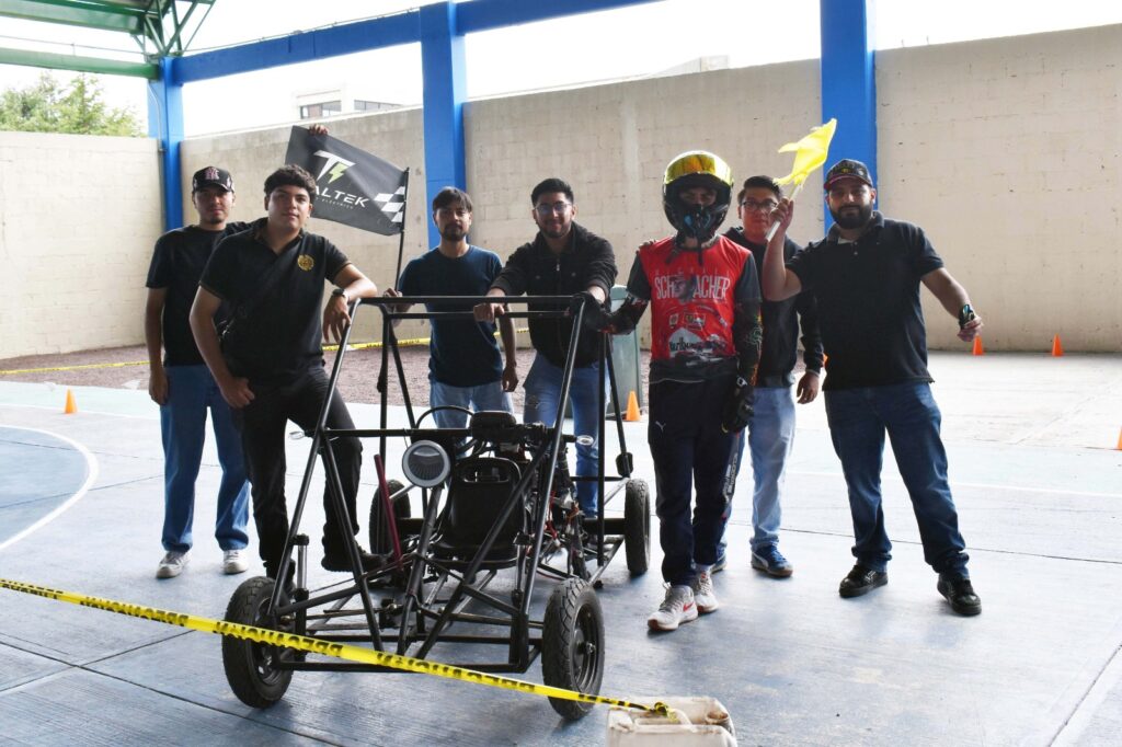 Estudiantes del ITESA desarrollan go-karts eléctricos