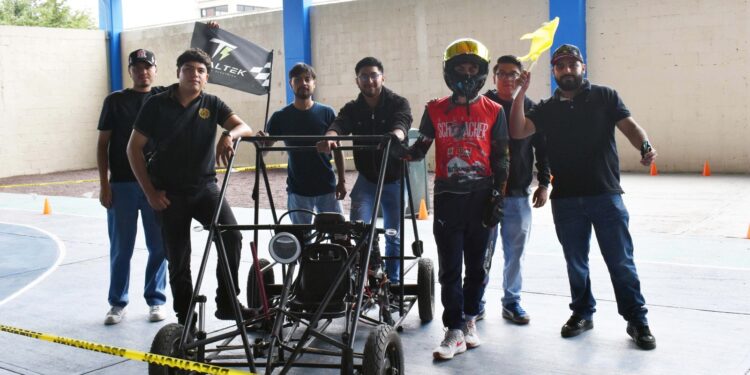 Estudiantes del ITESA desarrollan go-karts eléctricos