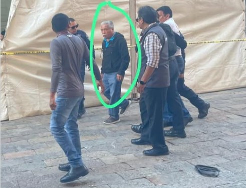 Zacatlán: Auto irrumpe andador peatonal en Feria de la Manzana; deja 15 heridos (VIDEO)