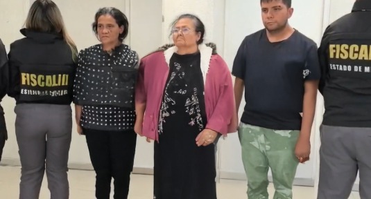 Caso Doña Carlota vuelve a retrasarse; juez cambia defensor de presuntas víctimas.