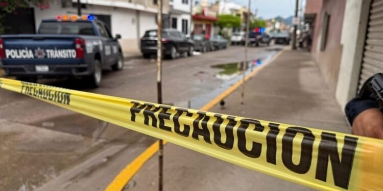 Maestra de preescolar es acribillada, a un día de marcha por la paz